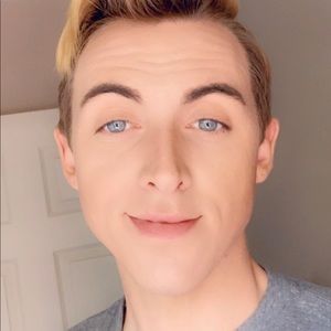 Meet your Posher, Cody